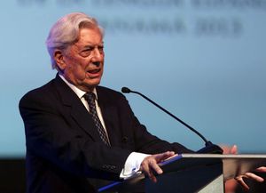 Vargas Llosa confía en que las pantallas no entierren a los libros