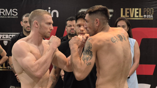 Joaquín Campos y Alan Pérez, posando durante el pesaje. En la jaula, el rosarino terminó rápido el combate.