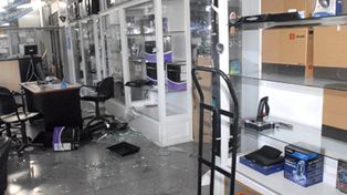 Roban entre 60 y 80 mil pesos en mercader&iacute;a de un local de computaci&oacute;n