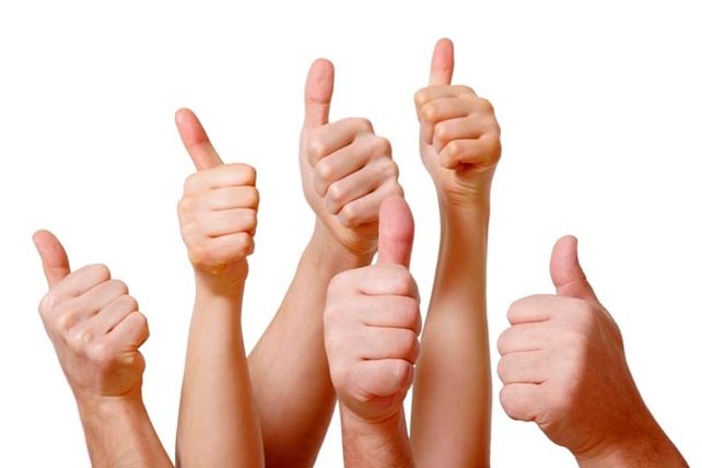 Mover objetos hacia arriba nos hace sentir mejor