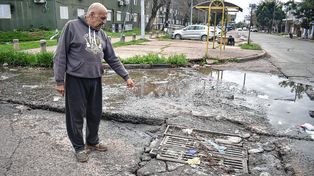 Nos sentimos olvidados: vecinos de Barrio Centenario denuncian abandono y falta de respuestas