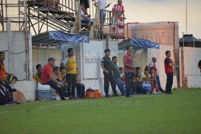 Atlético Paraná sumó su segunda victoria consecutiva como local