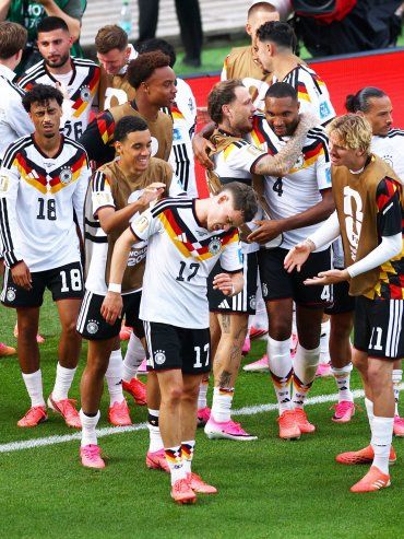 Alemania se lo dio vuelta a Costa de Marfil en el final y clasificó a los 16avos