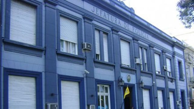 Los tres funcionarios policiales de Concordia están prestando servicio y podrían ser sumariados.
