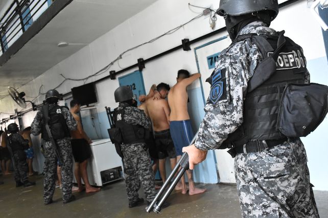 El gobierno provincial trasladó a narcos y sicarios a pabellones de máxima seguridad