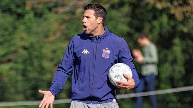 Sebastián Domínguez debutará como DT de Tigre en el partido que su equipo jugará este lunes ante Platense.