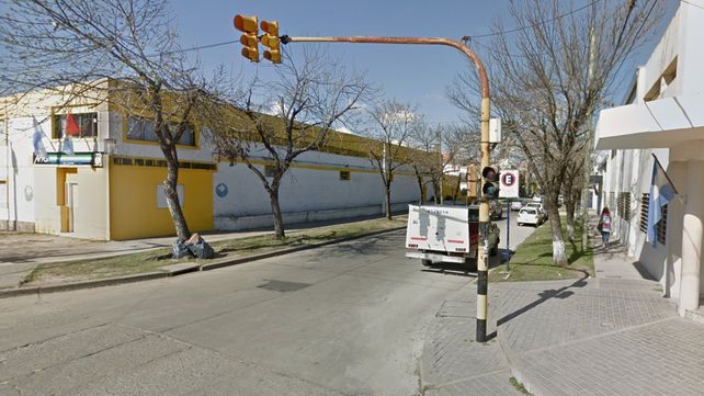 Barranquitas: en su ausencia le forzaron la puerta y le robaron miles de pesos y dólares