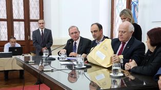 Solo una oferta para remodelar la Casa de la Cultura