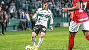 El volante uruguayo que estaría muy cerca de llegar a Unión