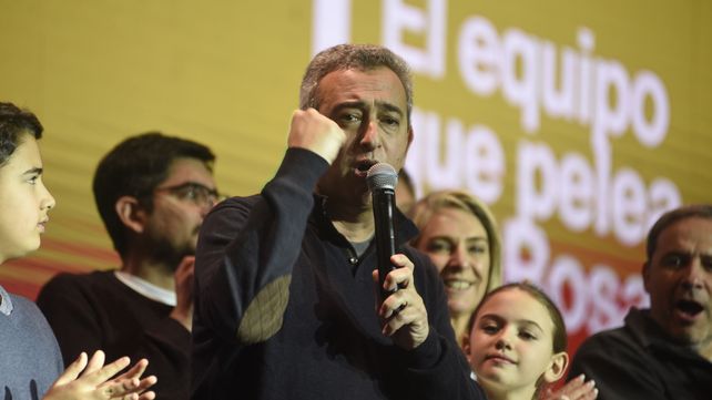 El intendente Pablo Javkin ganó las internas en las Paso e irá por la reelección en septiembre. 