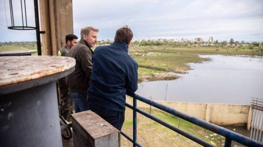 Frigerio y Azcué supervisaron las zonas afectadas por la creciente del río Uruguay