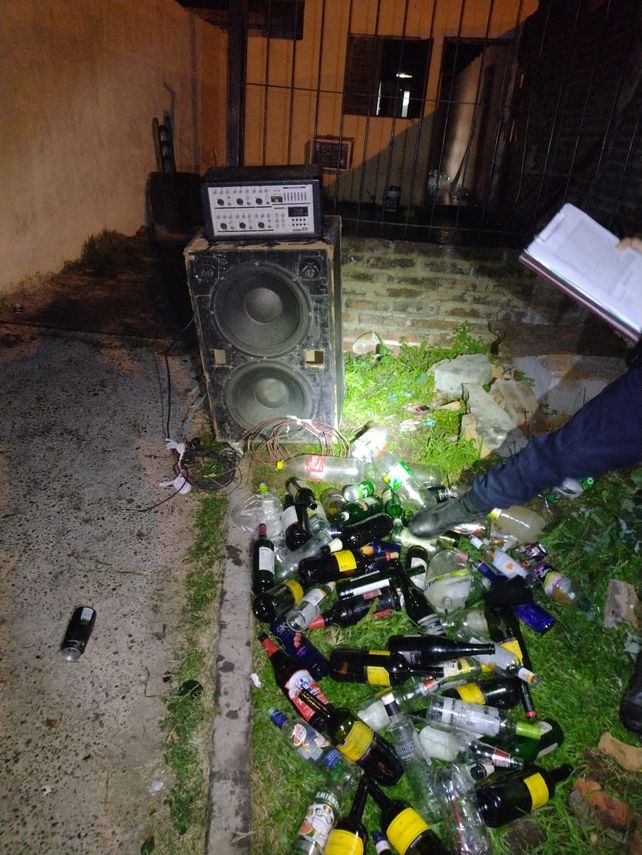 Paraná: en pocas horas la misma casa fue escenario de dos fiestas clandestinas