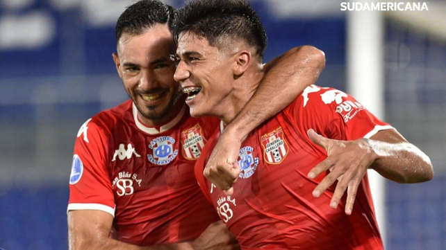 ¿Colón se quiso meter en el camino de Unión por Marabel?