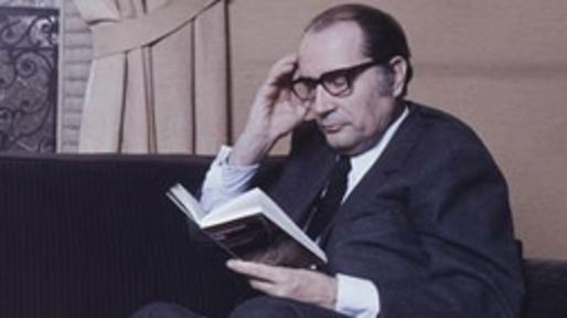 Subastan la biblioteca de Miterrand, valuada en 450 mil euros
