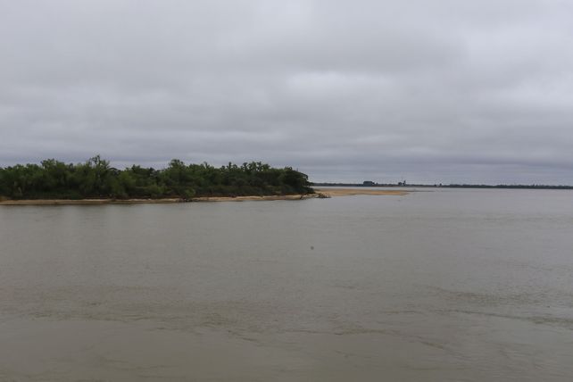 El río Paraná cierra el año con bajante y continuará el descenso