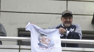 Newells y Maradona
