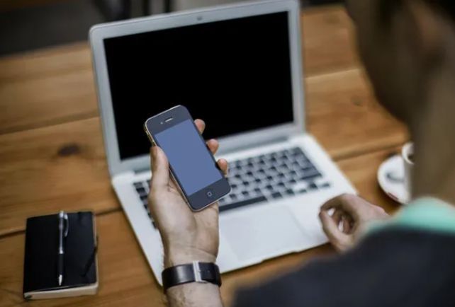 El Enacom reglamentó un aumento en las tarifas de telecomunicaciones e información