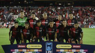 El equipo titular de Newells que enfrentó a Platense.