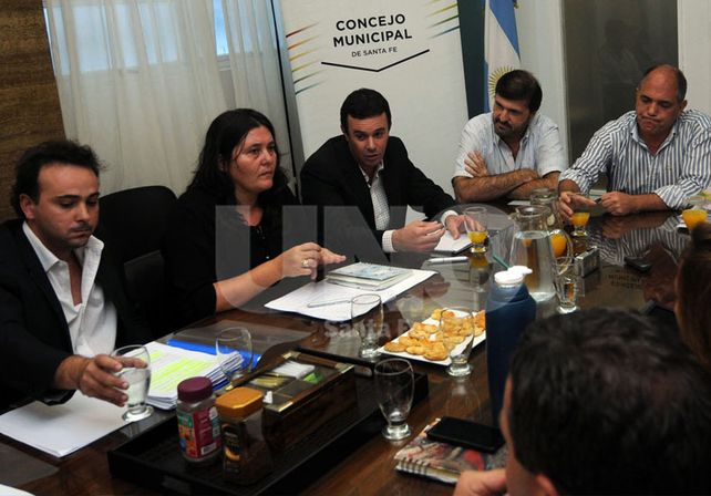 Picante. En la reunión hubo varios cruces entre Pereira y los ediles de la oposición. UNO de Santa Fe/Mauricio Centurión