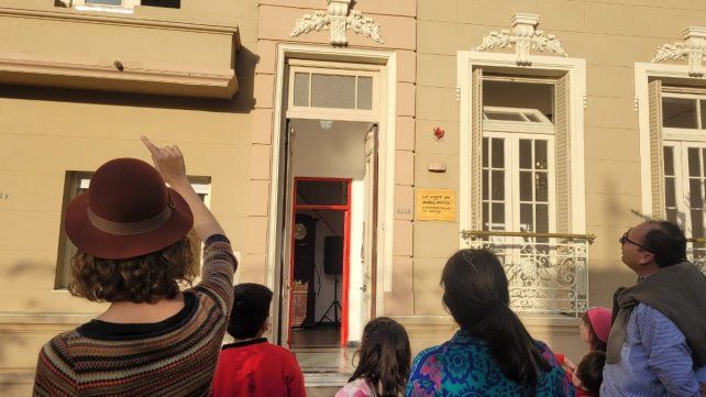 Las propuestas teatrales para junio en La Casa de Adelante