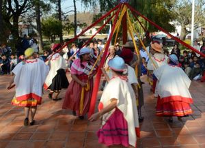 Con un Monumento al Folklore y asado, Sauce Viejo festeja 125 años