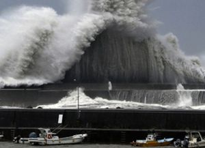 Un fuerte terremoto golpeó al norte de Japón