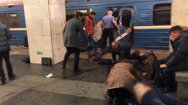 Una explosión en un subte de Rusia dejó al menos diez muertos