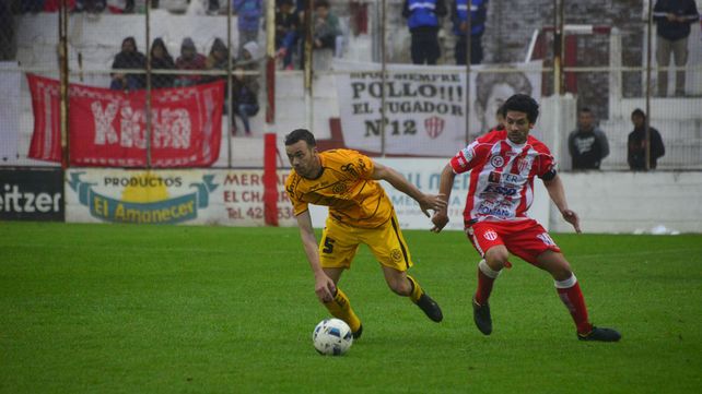 Alexis Ekkert regresará al mediocampo del Decano tras su ausencia en Tandil.&nbsp;