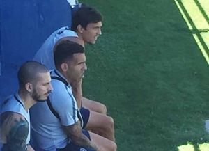 Tevez tiene el hombro inmovilizado y preocupa a los hinchas de Boca