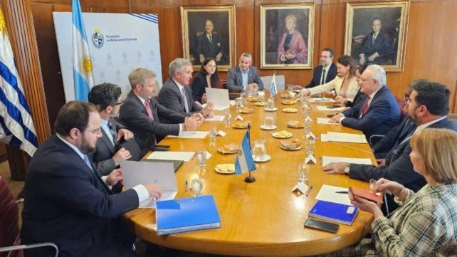 Planta de hidrógeno en Paysandú: Frigerio insistió en la relocalización del proyecto