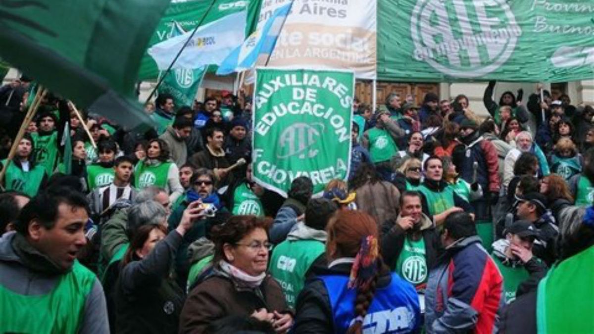 Estatales van a un paro de 48 horas en rechazo a la oferta salarial
