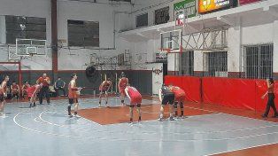 Rivadavia venció a Colón y sumó el primer triunfo en el Oficial