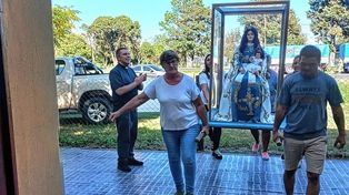 La Paz: la Virgen visitó cada rincón del radio parroquial