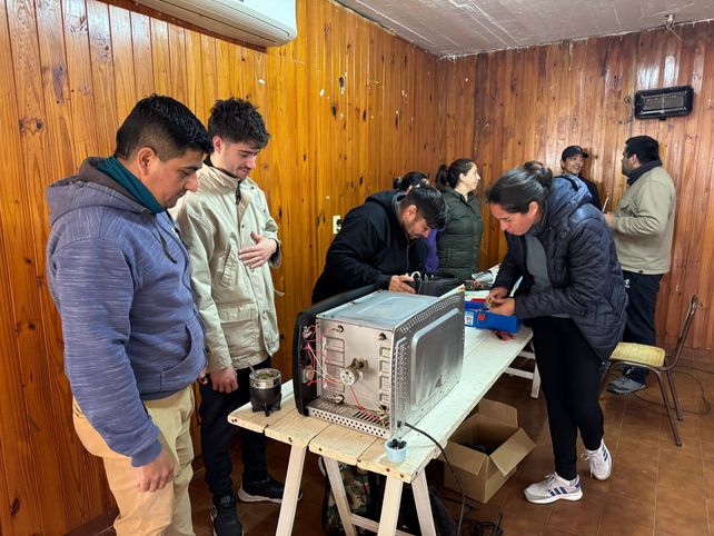 Crece la red de capacitación local con más de 500 vecinos formados en oficios en el departamento General López
