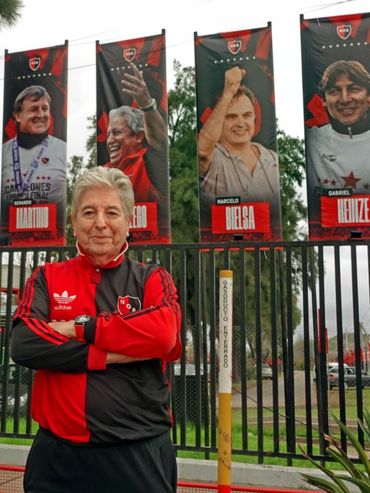 El formador de Newells que tuvo a Lionel Messi, Scaloni y hasta un referente de Central