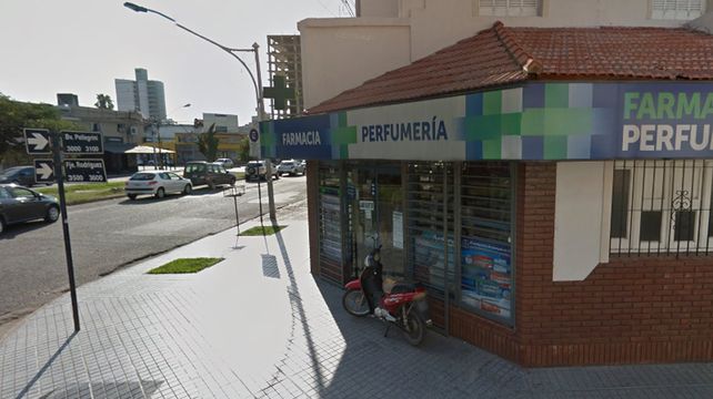 Video: Brutal asalto a una farmacia sobre Bulevar