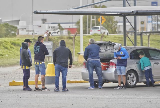 Los hinchas de Central le pusieron color a la autopista a Córdoba