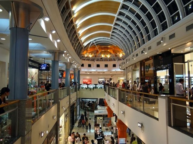Un shopping de Asunción.