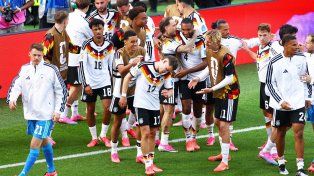Alemania tuvo un buen segundo tiempo y dio vuelta el marcador.