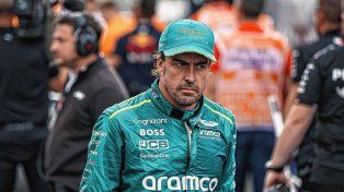 El peor auto de la historia: Fernando Alonso explotó contra Aston Martin.