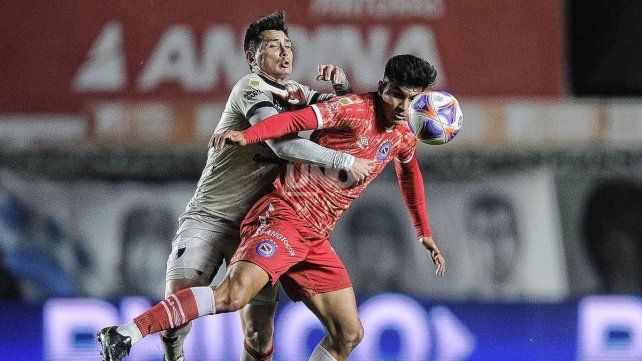Colón es uno de los tres peores equipos del campeonato y el que menos ganó en la Liga Profesional.