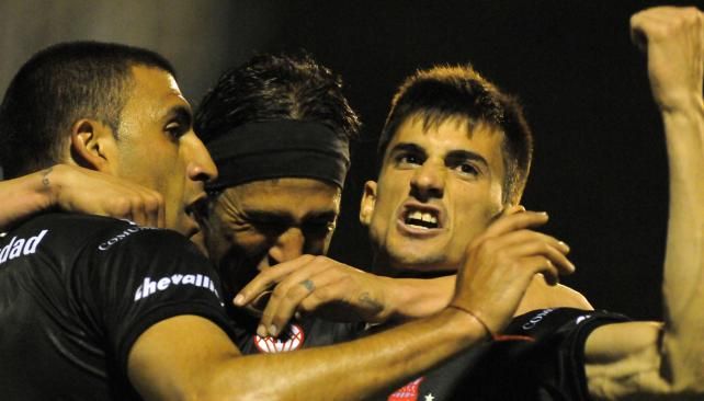 Huracán sumó otro éxito ante un Gimnasia que no levanta