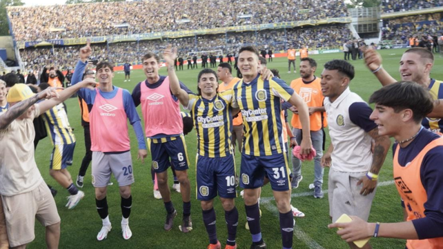 Malcorra destrabó el resultado del clásico con un gran gol de tiro libre.
