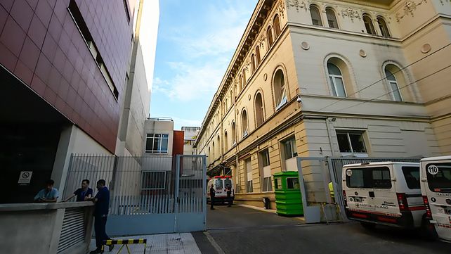 Investigación por robo de fármacos en el Hospital Italiano revela organización de fiestas con sedación médica controlada con propofol y fentanilo