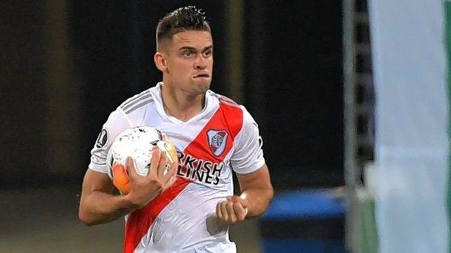 River confirmó el regreso de Rafael Santos Borré