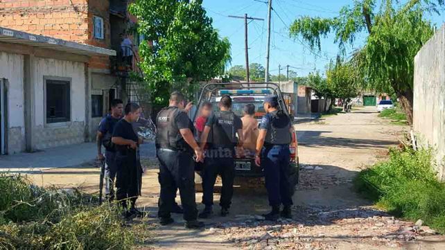 Robaron una moto, cobraron rescate, pero terminaron tras las rejas de un calabozo Robaron una moto, cobraron rescate, pero terminaron tras las rejas de un calabozo