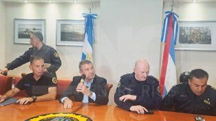 El ministro Néstor Roncaglia y el jefe de Policía Claudio González, dan detalles del operativo de detención de Pablo Rodríguez Laurta y del cuerpo hallado&nbsp;