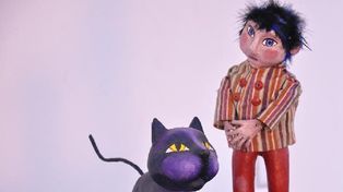 P.B.T. Pedro en un bosque con títeres”