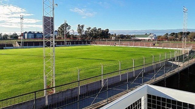 La otra misión de Colón ante Agropecuario: adaptarse al campo del estadio Ofelia Rosenzuaig