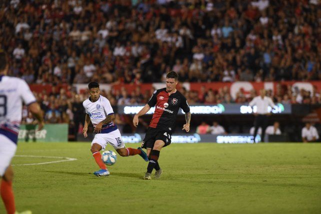 Aníbal Moreno anotó un gol en la victoria de Newells 1 a 0 ante San Lorenzo en el Coloso